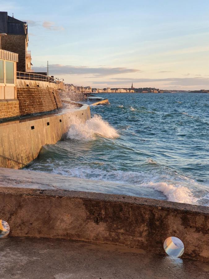 Le Clos Boheme Lägenhet Saint-Malo Exteriör bild