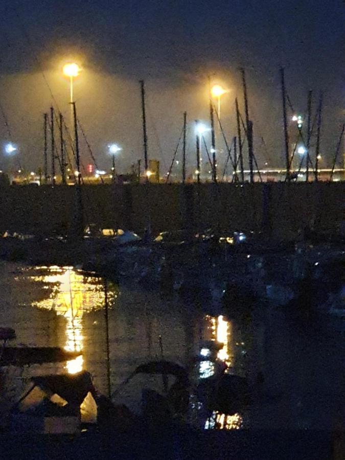 Le Clos Boheme Lägenhet Saint-Malo Exteriör bild