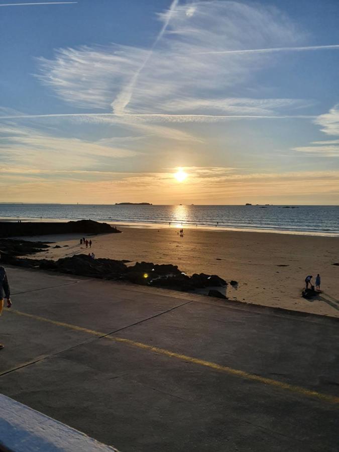 Le Clos Boheme Lägenhet Saint-Malo Exteriör bild